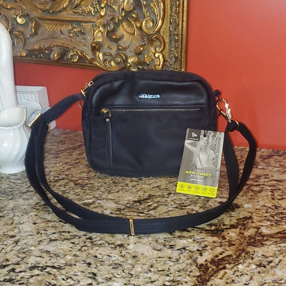 Small Addison Crossbody 